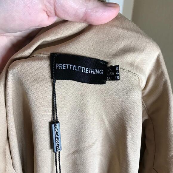 PrettyLittleThing Women's Ruched Deep Plunge Blazer Dress Beige NEW ~ Size 4 - Picture 8 of 9